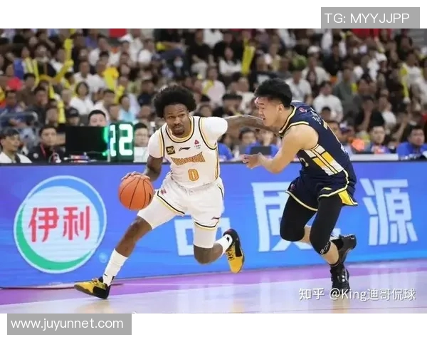 CBA北京对广东比赛引发争议球迷质疑裁判黑哨行为影响比赛公正性 CBA北京对广东比赛引发争议球迷质疑裁判黑哨行为影响比赛公正性