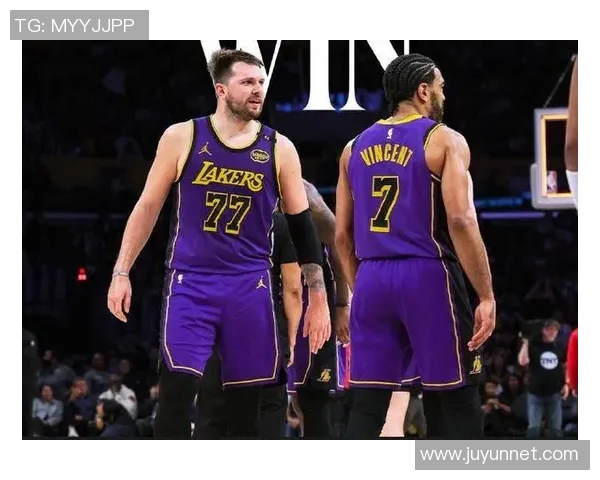 2021年湖人与鹈鹕精彩对决回顾及赛季亮点分析 2021年湖人与鹈鹕精彩对决回顾及赛季亮点分析