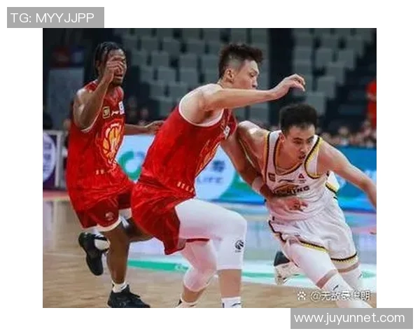 山东与辽宁篮球赛激烈冲突视频引发热议球迷反响不一 山东与辽宁篮球赛激烈冲突视频引发热议球迷反响不一