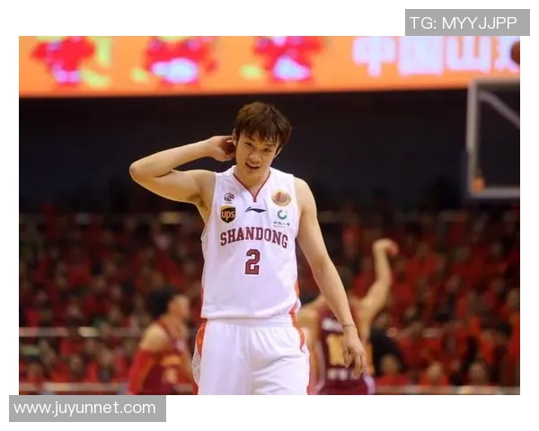 李慕豪：从篮球新星到职业生涯巅峰的奋斗历程与成长故事