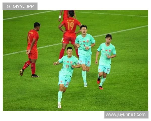 曼塔海豚与麦德林国民的精彩对决揭示足球战术与团队精神的较量