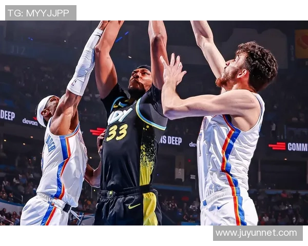 快船与雷霆激战正酣球迷网直播精彩瞬间不容错过