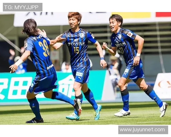 藤枝足球队迎战大阪樱花队激情对决展现实力与风采