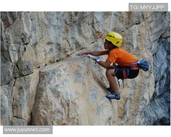 南京攀岩队状态分析与训练成果探讨聚焦攀岩运动的未来发展