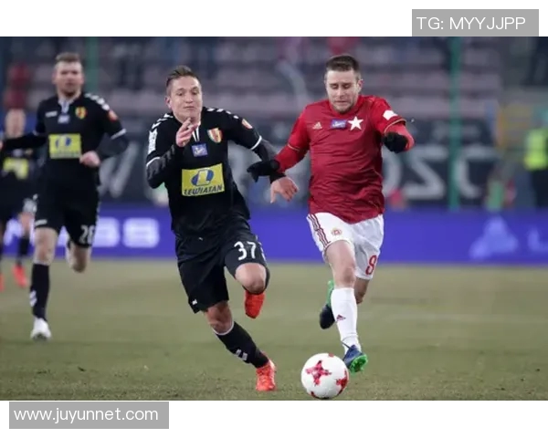 恒大与拜仁控球率对比分析揭示双方战术差异与比赛走势