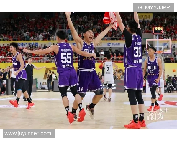 篮球明星风采尽显精彩瞬间的视觉盛宴与背后故事的深度探讨