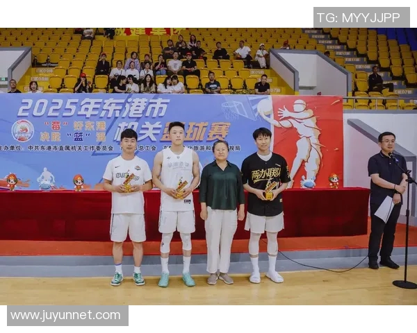 专访杨静:探寻篮球背后的成功秘诀与成长之路 专访杨静:探寻篮球背后的成功秘诀与成长之路